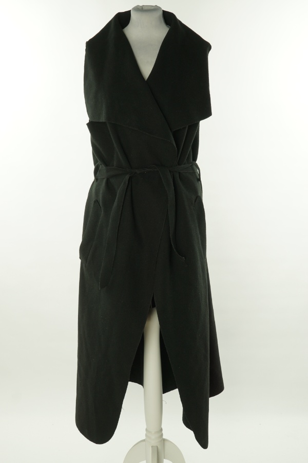 Narzutka czarna - BRAK METKI Z NAZWĄ PRODUCENTA zdjęcie 1