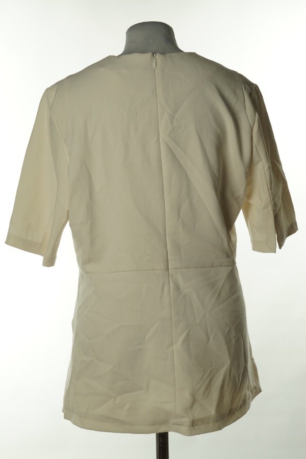 Bluzka kremowa z dekoltem V - SELECTED zdjęcie 2