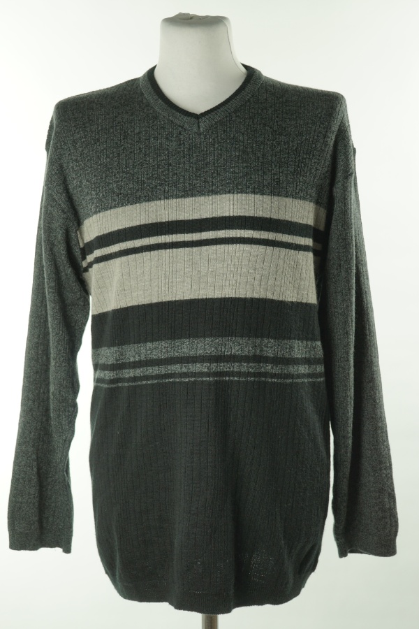 Sweter szaro - grafitowy w paski - TCM zdjęcie 1