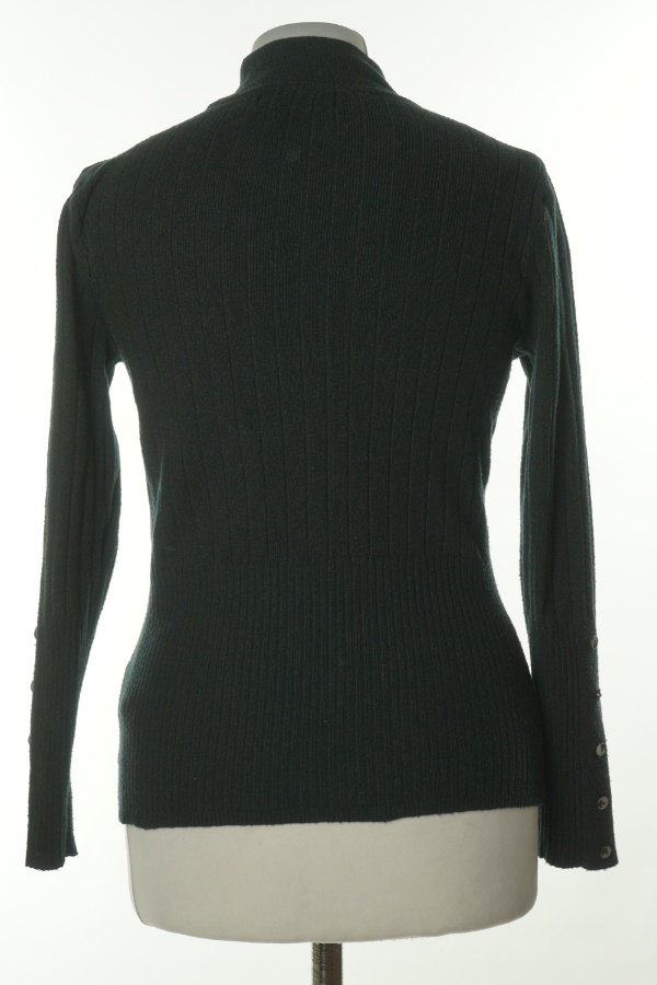 Sweter czarny prązkowany z ozdobnymi guzikami na rekawach - M&S zdjęcie 2