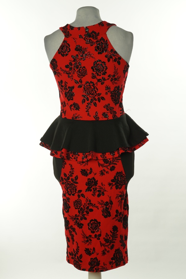 Sukienka czerwono-czarna w kwiaty z baskinką - EVITA zdjęcie 2