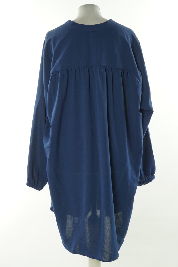 Sukienka koszulowa granatowa - XLNT zdjęcie 2