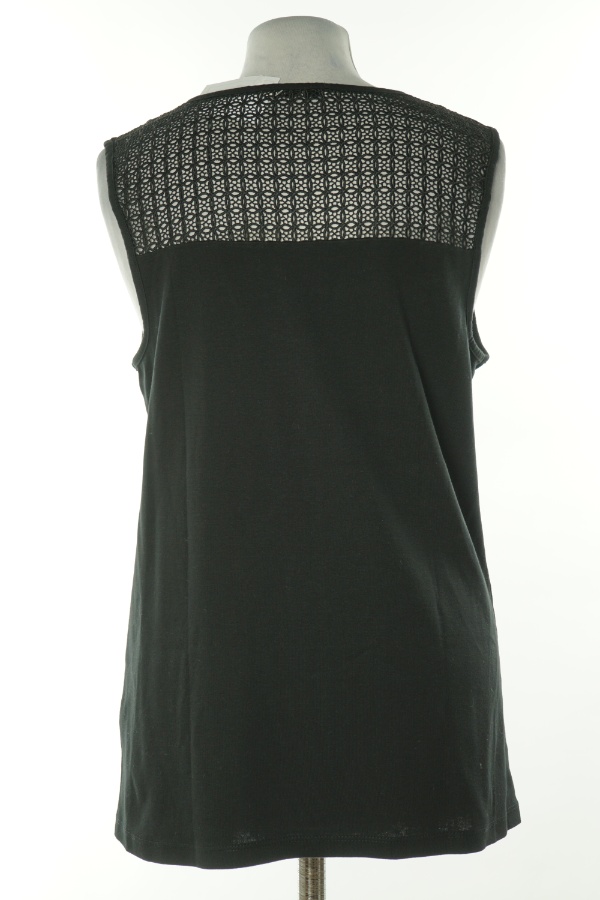  Koszulka czarna z ażurową wstawką - TU zdjęcie 2