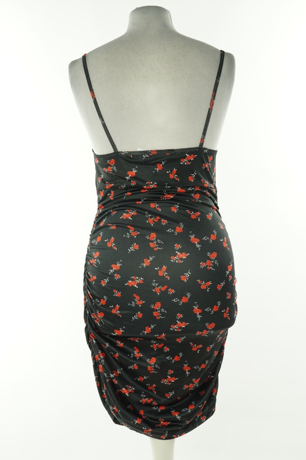 Sukienka czarna w czerwone kwiaty - SHEIN zdjęcie 2