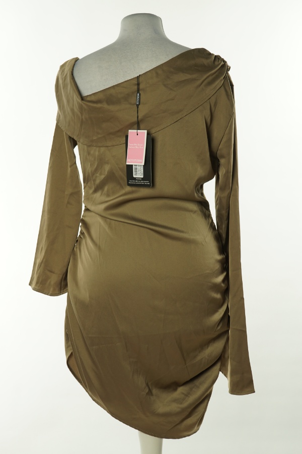 Sukienka brązowa satynowa - PRETTYLITTLETHING zdjęcie 2