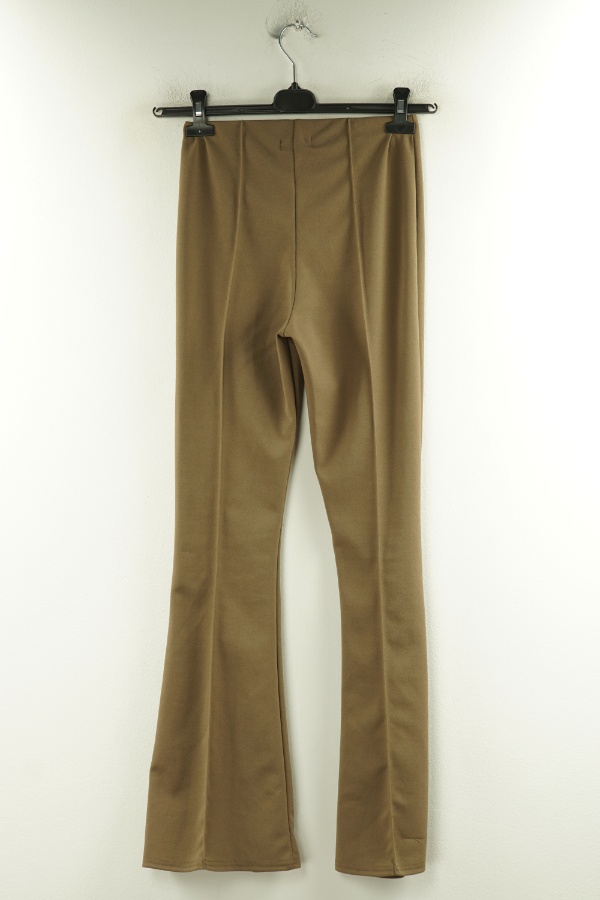 Spodnie brązowe dzwony - PREETY LITTLE THING zdjęcie 2