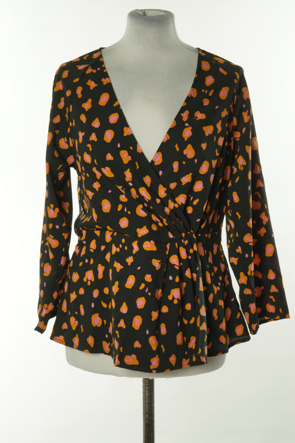 Bluzka czarna w pomarańczowo-różowe ciapki - PIECES zdjęcie 1