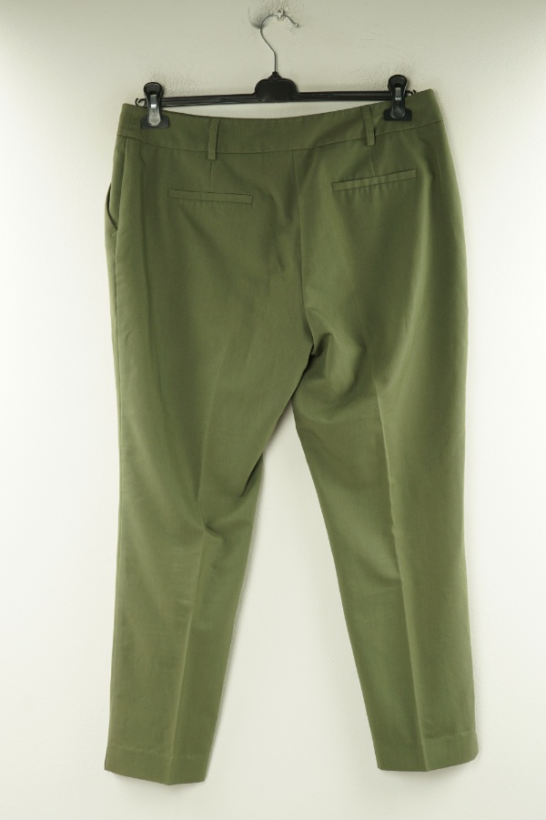 Spodnie 7/8 zieloine z kantem - DOROTHY PERKINS zdjęcie 2