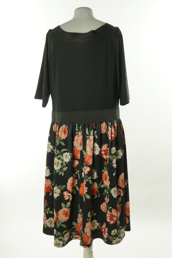 Sukienka czarna z kwiecistym dołem - CAPSULE zdjęcie 2