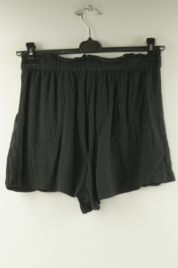 Krótkie spodenki czarne, 100% wiskoza, H&M - H&M zdjęcie 2