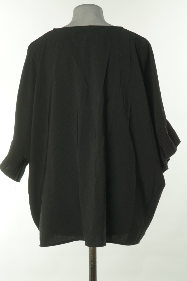 Bluzka czarna z ozdobnym wykończeniem rękawów - GALLERY zdjęcie 2