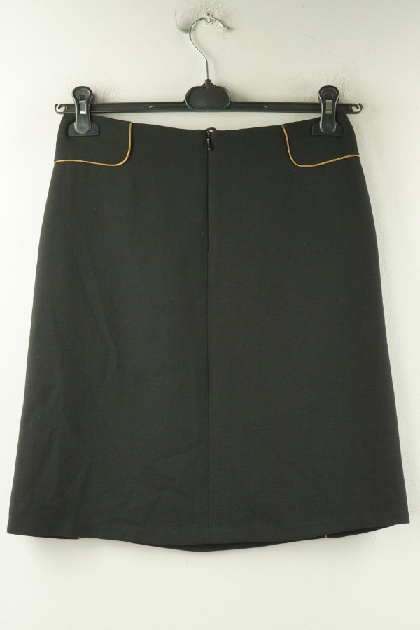 Spódnica czarna z beżowymi przeszyciami - AUTOGRAPH zdjęcie 2