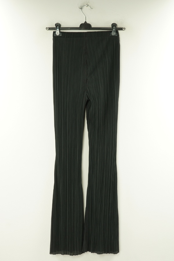 Spodnie czarne plisowane - PRIMARK zdjęcie 2