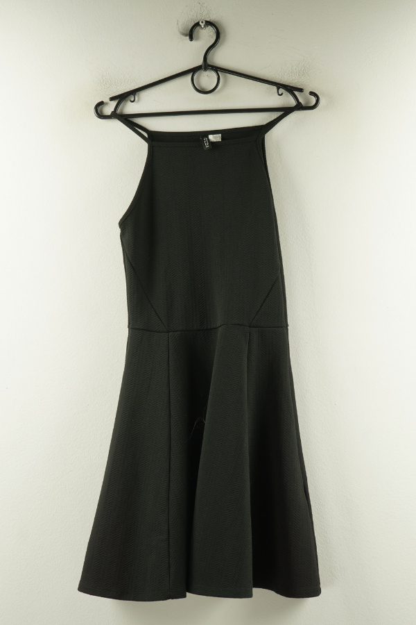 Sukienka czarna wzorek - H&M zdjęcie 1