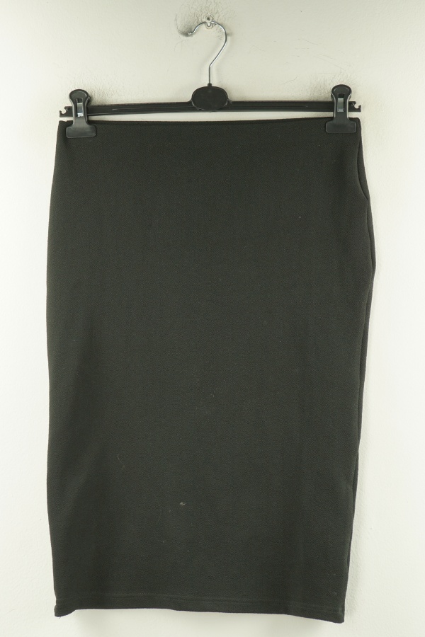 Spódnica czarna na gumkę - JUDY'S zdjęcie 1