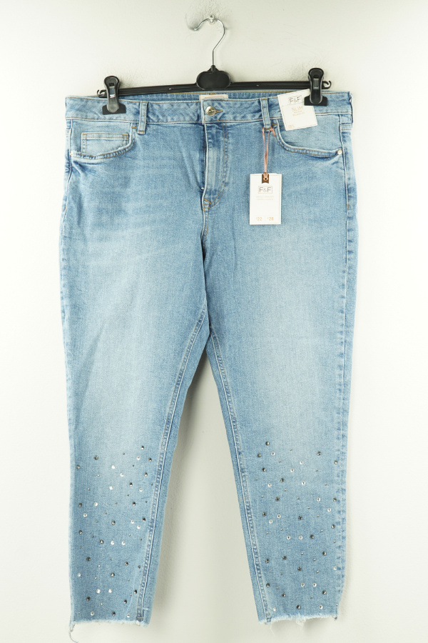 Spodnie 7/8 niebieskie jeansowe z ozdobnymi cyrkoniami - F&F zdjęcie 1