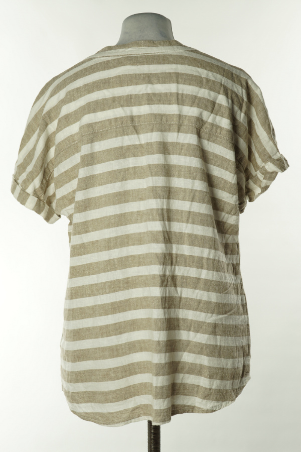 Bluzka w beżowo - białe paski, w składzie len (55%) oraz wiskoza (45%) - NUTMEG zdjęcie 2