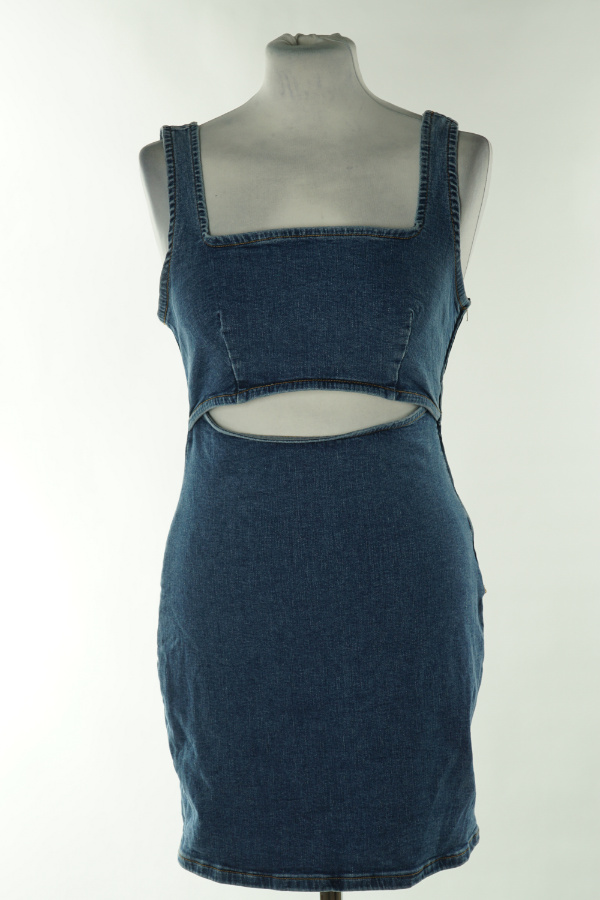 Sukienka niebieska jeansowa z wycięciem - DENIM CO zdjęcie 1