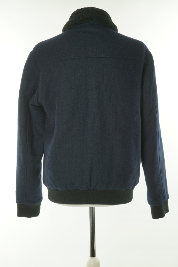 Kurtka granatowa z puchatym kołnierzem - SELECTED zdjęcie 2