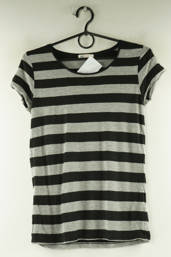 Bluzka w szaro - czarne paski - H&M zdjęcie 1