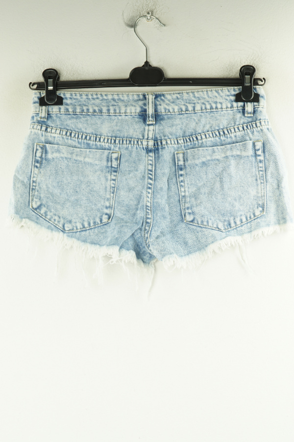 Krótkie spodenki jasnoniebieskie jeansowe z dziurami i przetarciami - SHEIN zdjęcie 2