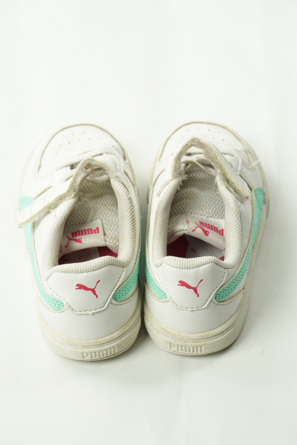 Buty białe sportowe z zielonymi wstawkami - PUMA zdjęcie 3