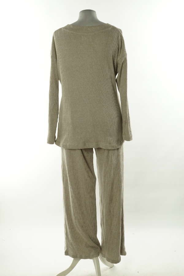 Komplet beżowy prążkowany - JEFF & CO zdjęcie 2