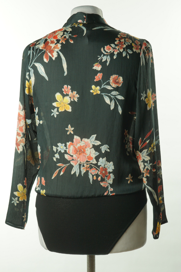 Body czarne w kwiaty - NEW LOOK zdjęcie 2