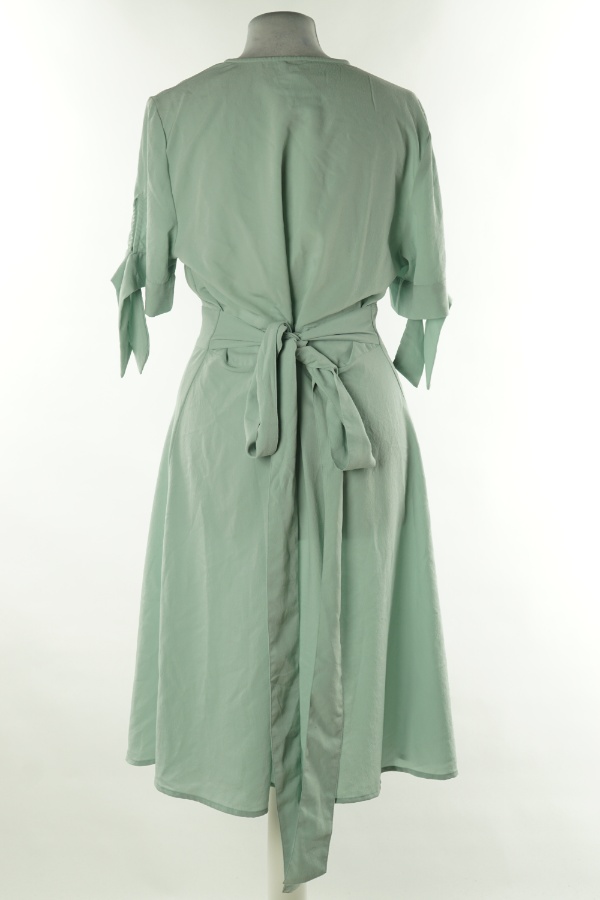 Sukienka seledynowa z paskiem - BUBBLEROOM zdjęcie 2