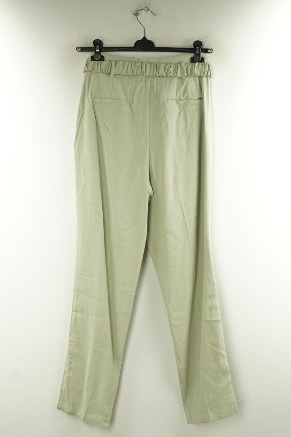 Spodnie jasnozielona materiałowe z paskiem - MORGAN zdjęcie 2