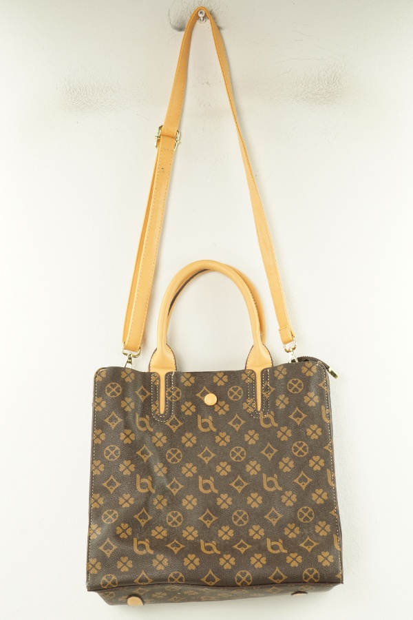 Torebka ekoskóra brązowo - beżowa wzory - BRAK METKI Z NAZWĄ PRODUCENTA zdjęcie 2