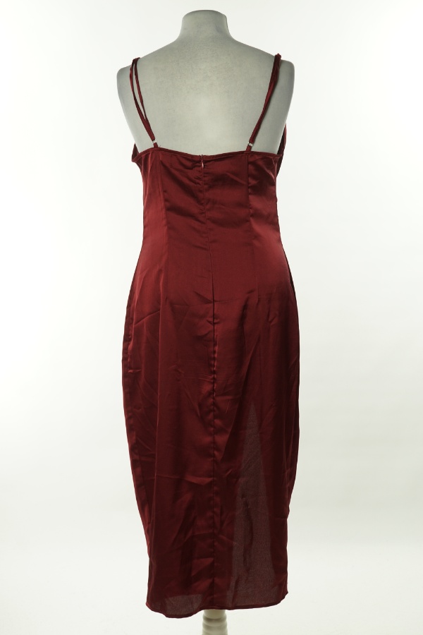 Sukienka bordowa gładka - PRETTYLITTLETHING zdjęcie 2