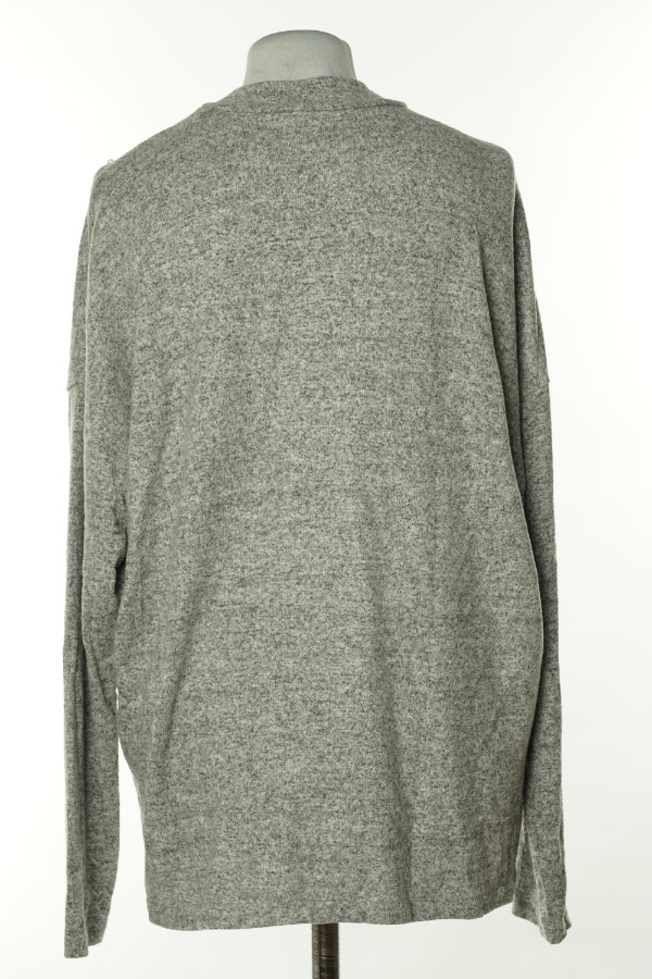 Sweter szary z ozdobnymi perełkami i kamieniami - C&A zdjęcie 2