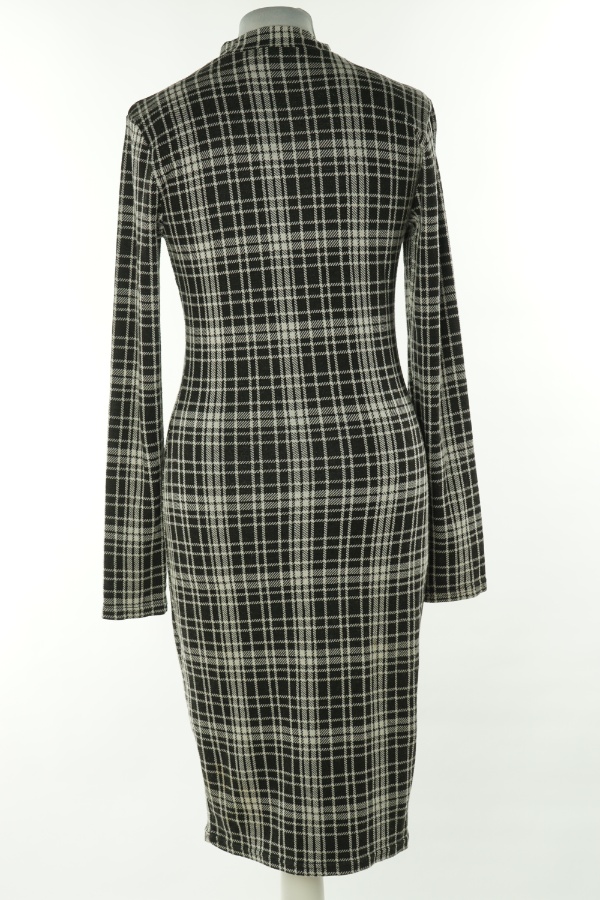 Sukienka czarno-biała w kratkę - AMISU zdjęcie 2