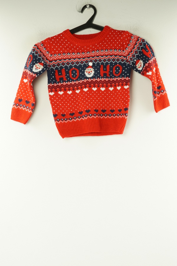 Sweter czerwony we wzory ze świątecznym motywem - MATALAN zdjęcie 1