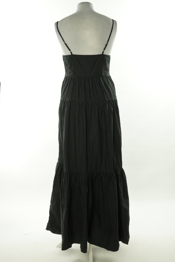 Sukienka długa zapinana czarna na ramiączkach - NA-KD zdjęcie 2