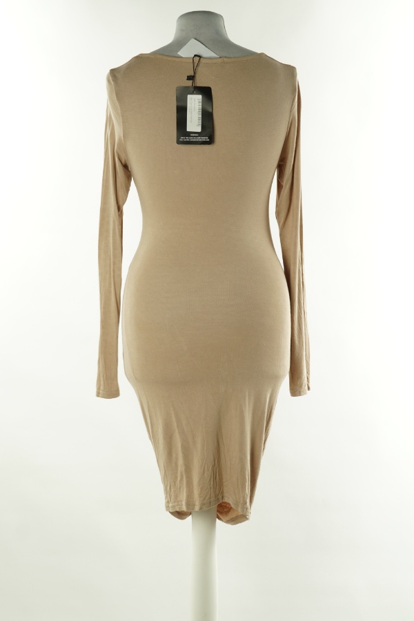 Sukienka kawowa drapowana - PRETTYLITTLETHING zdjęcie 2