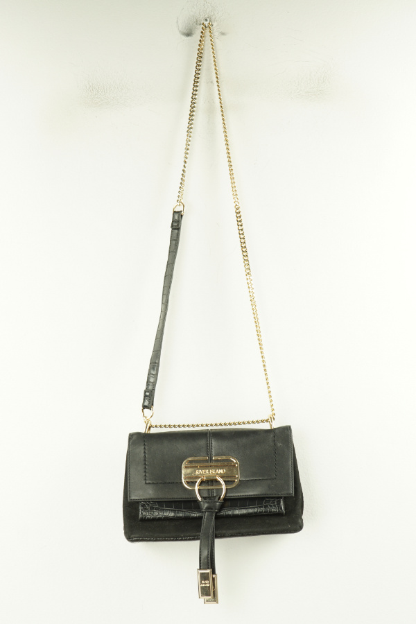Torebka czarna na złotym łańcuszku - RIVER ISLAND zdjęcie 1