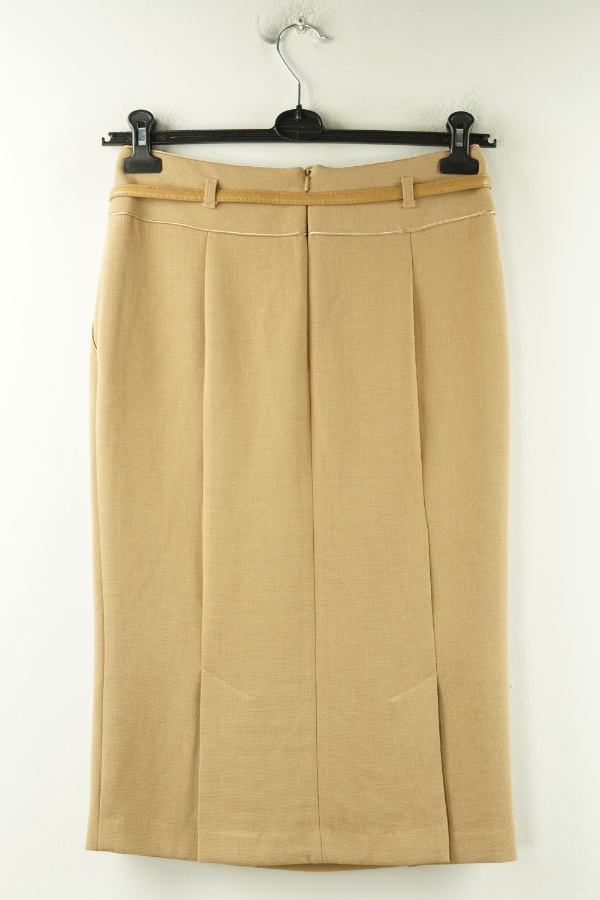 Spódnica beżowa ołówkowa z paskiem - M&S zdjęcie 2