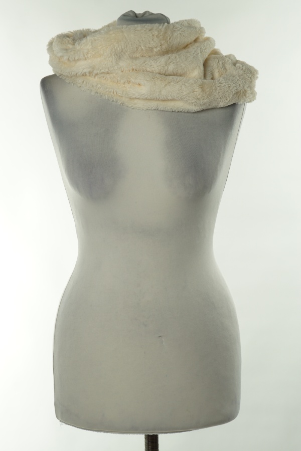 Komin beżowy miś - BRAK METKI Z NAZWĄ PRODUCENTA zdjęcie 1