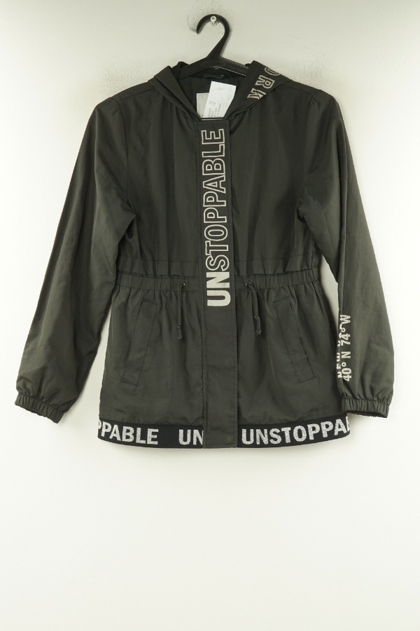 Kurtka czarna cienka ze ściągaczem w talii - GEORGE zdjęcie 1