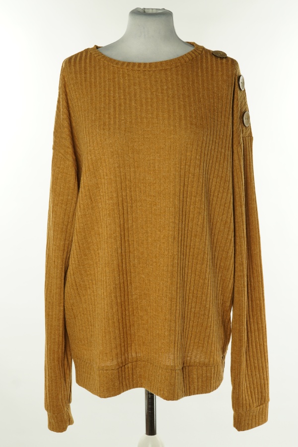Sweter miodowy z dużymi guzikami - PAPAYA zdjęcie 1