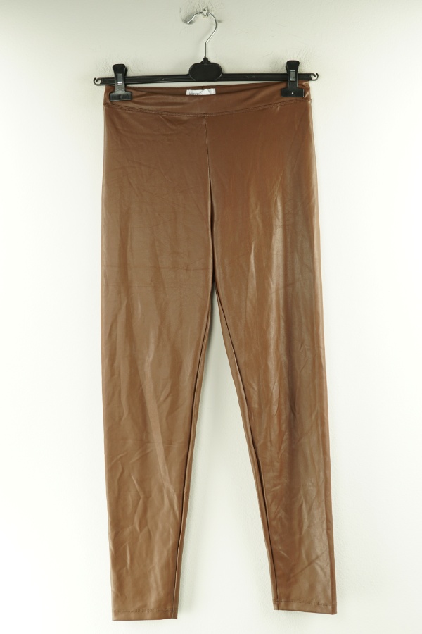 Legginsy ekoskóra brązowe - BERSHKA zdjęcie 1