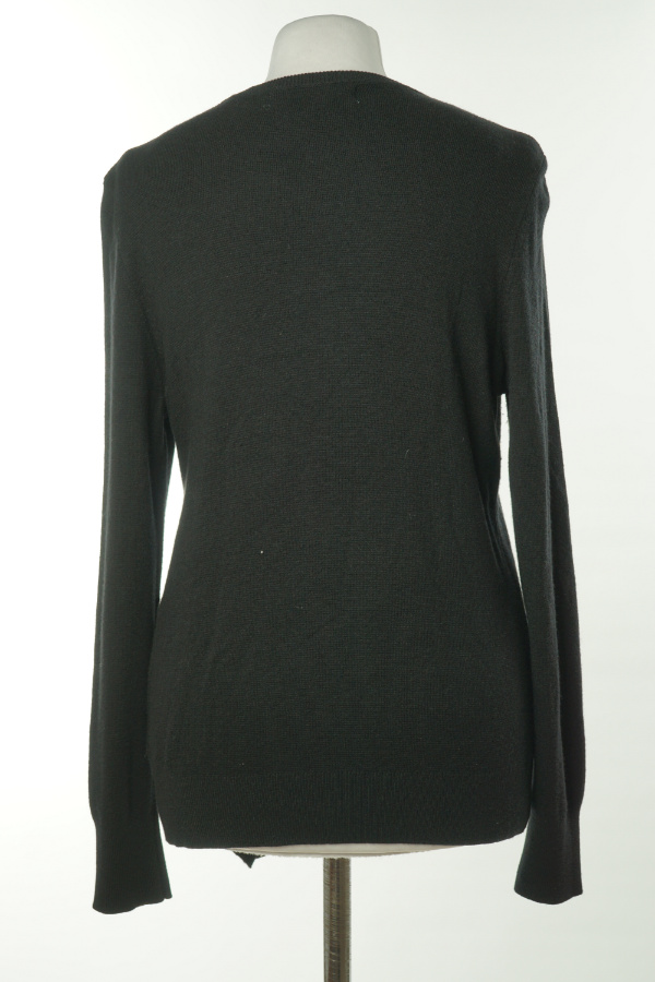 Sweter czarny z ozdobnym wiązaniem - INWEAR zdjęcie 2
