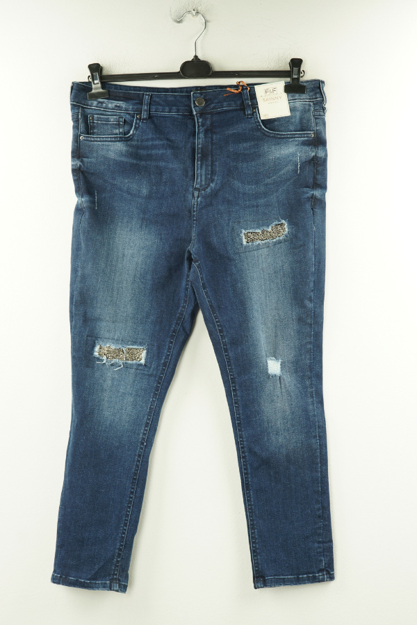 Spodnie niebieskie jeansowe z dziurami i ozdobnymi koralikami - F&amp;F zdjęcie 1