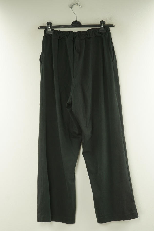 Spodnie materiałowe czarne na gumkę - NIKO AND.. zdjęcie 2