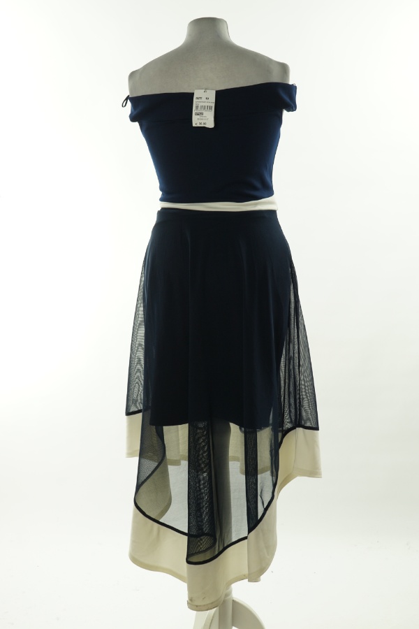 Sukienka granatowa z dłuższym tyłem - QUIZ zdjęcie 2