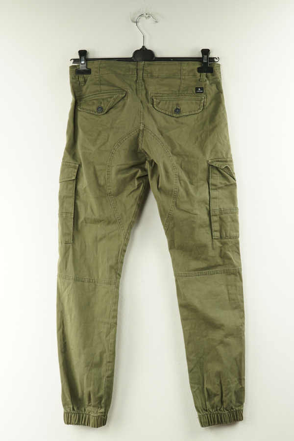 Spodnie z dużymi kieszeniami ciemnozielone jeansowe - JACK & JONES zdjęcie 2