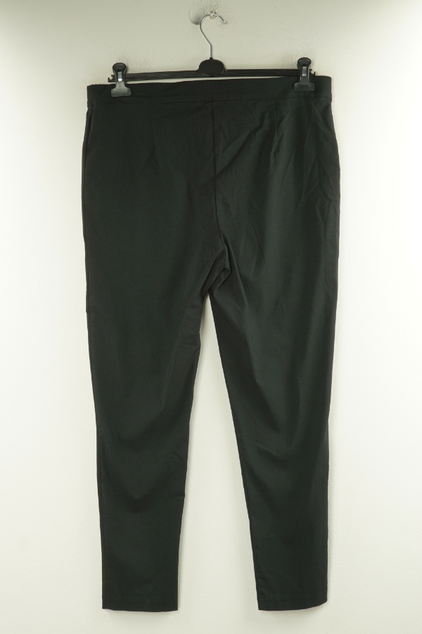 Spodnie czarne - DOROTHY PERKINS zdjęcie 2