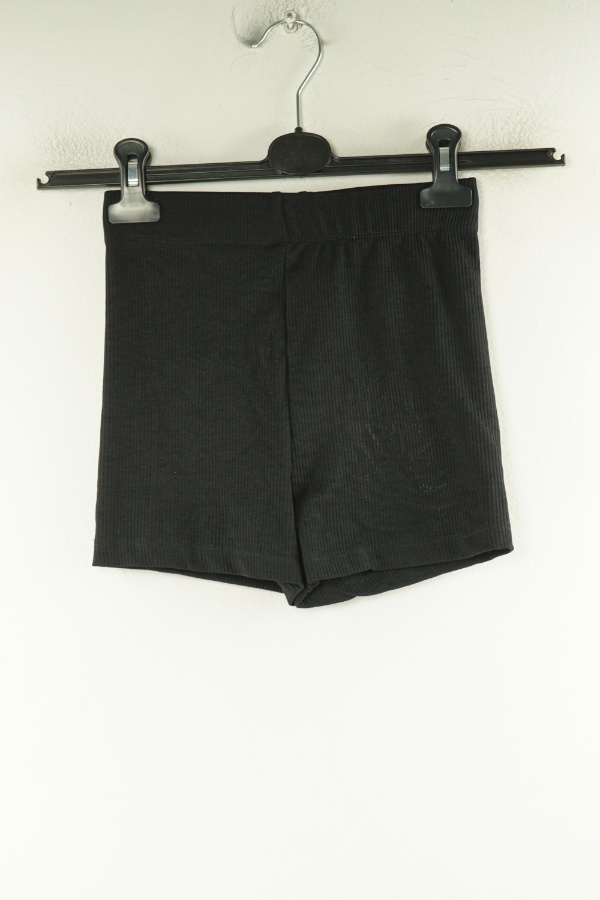 Krótkie legginsy czarne prążkowane - DILVIN WOMAN zdjęcie 1